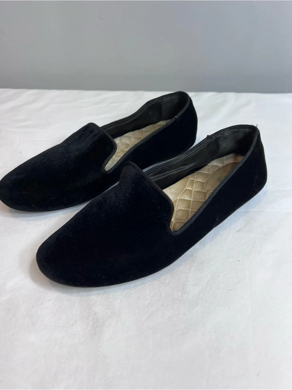 Birdies, black velvet starling slip on loafers flats size 8.5